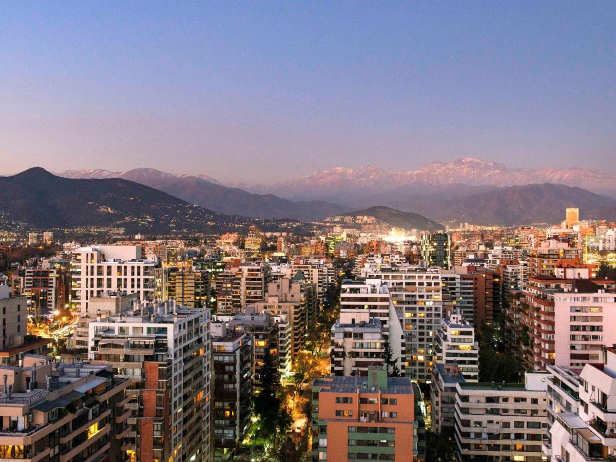 Pullman Santiago Vitacura المظهر الخارجي الصورة Santiago skyline