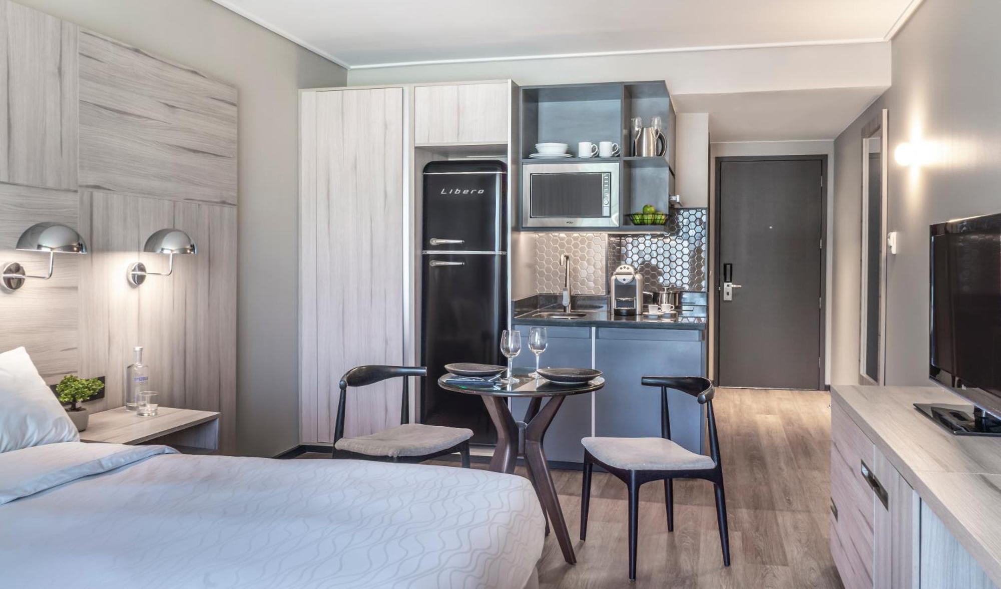 Pullman Santiago Vitacura المظهر الخارجي الصورة A typical studio apartment